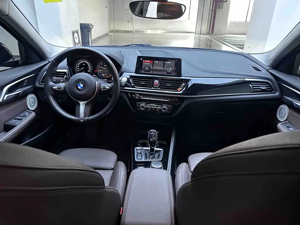 BMW 1 Series 2020 — фото 15