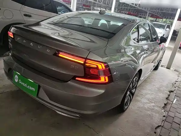 Volvo S90 2021