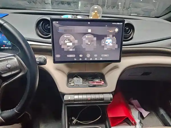 BYD Dolphin 2023
