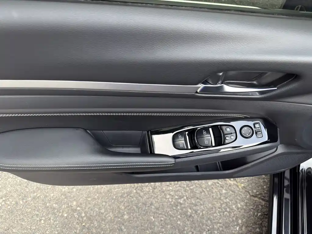Nissan Teana 2024