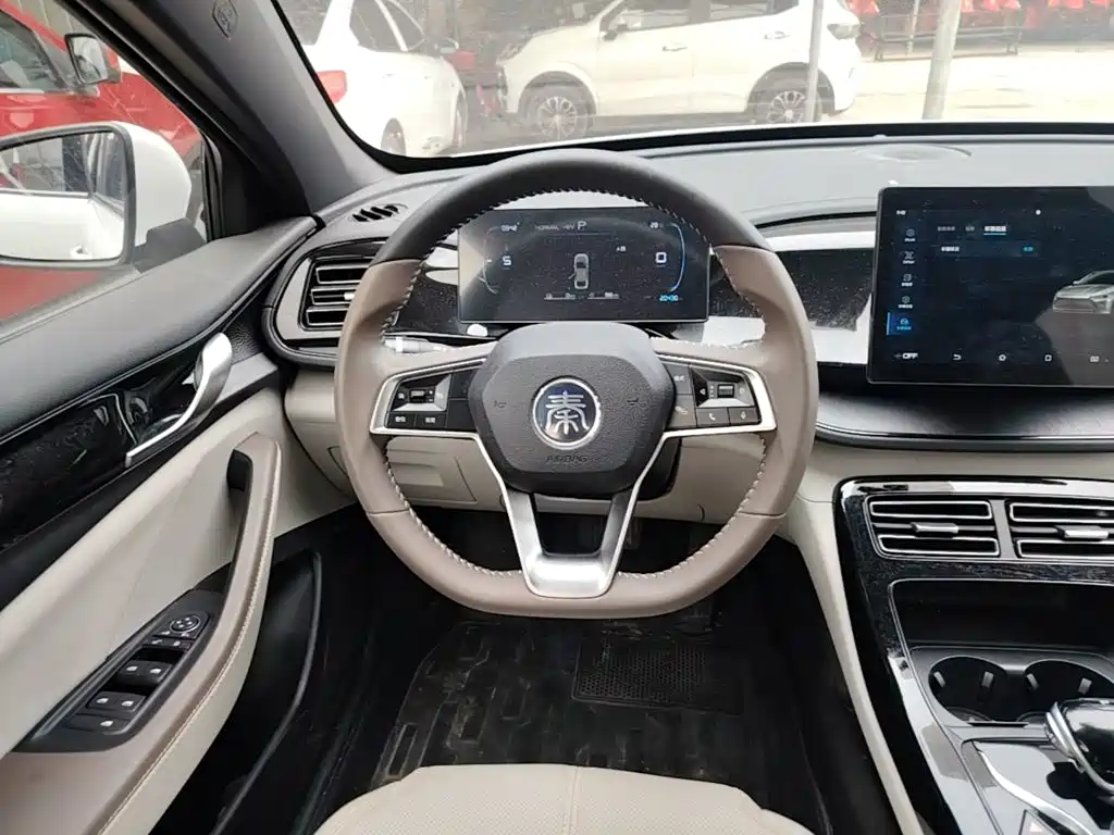 BYD Qin PLUS 2023 — фото 11