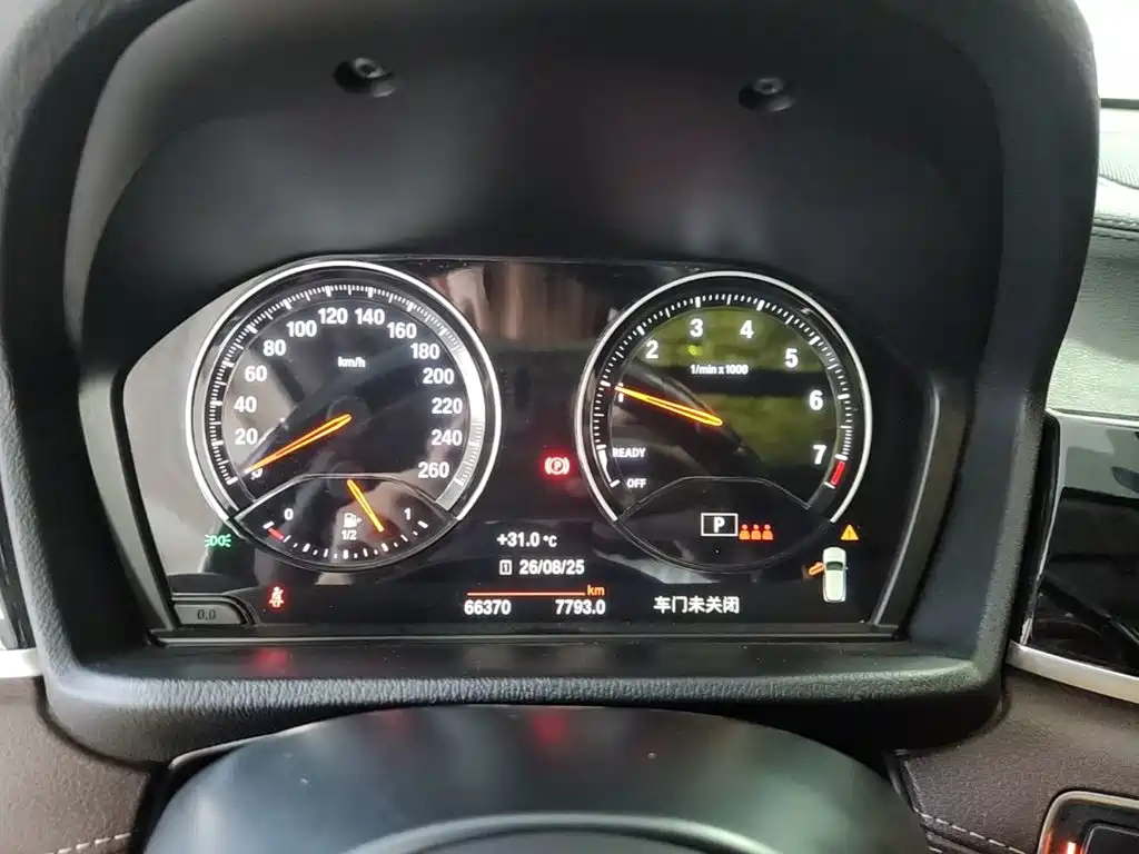 BMW X2 2022 — фото 12
