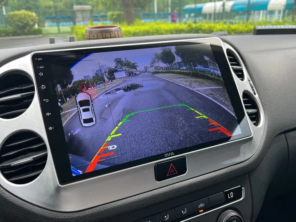 Volkswagen Tiguan 2015 — фото 19