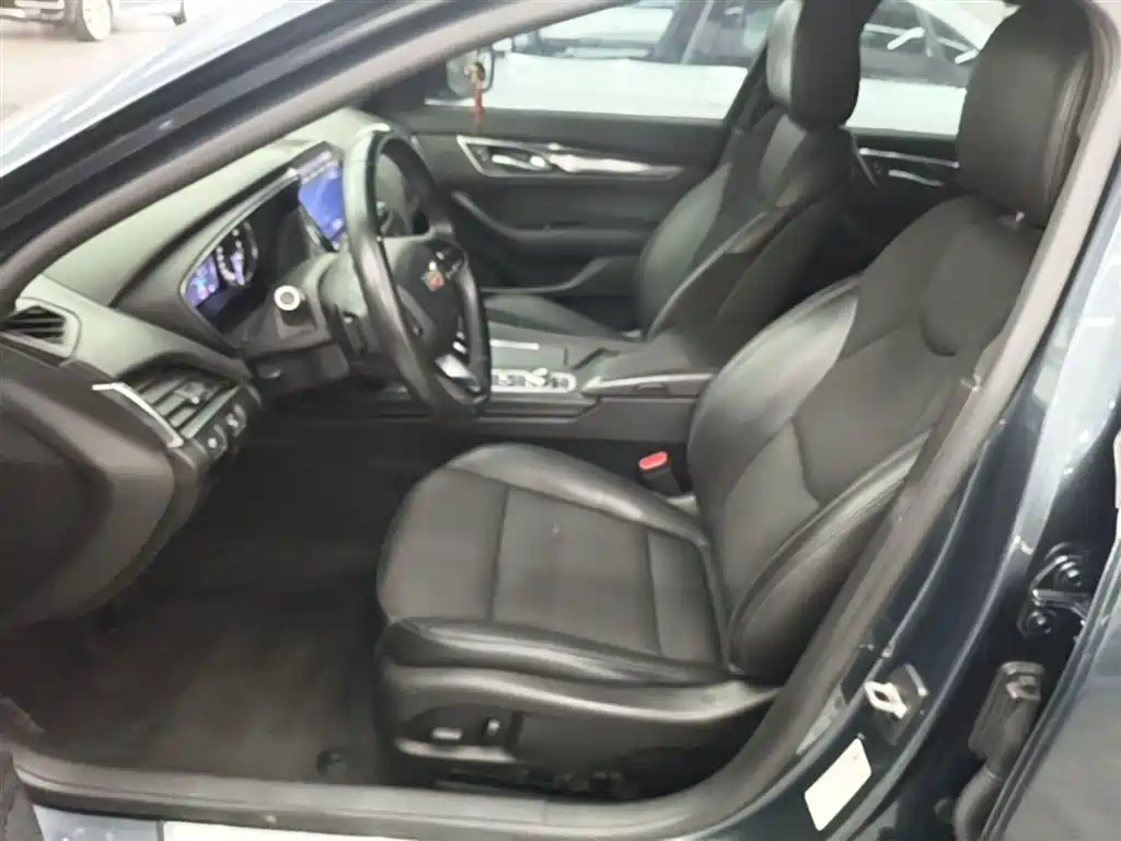 Cadillac CT5 2020 — фото 15