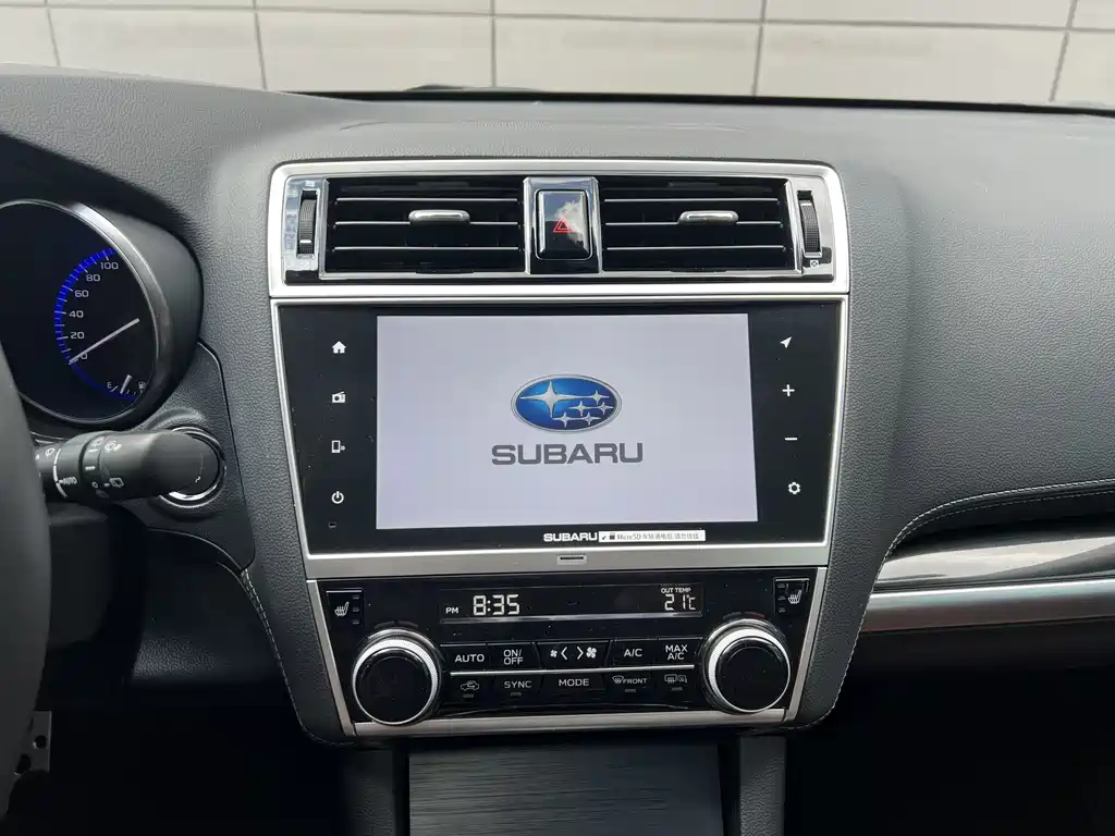 Subaru Outback 2020 — фото 15
