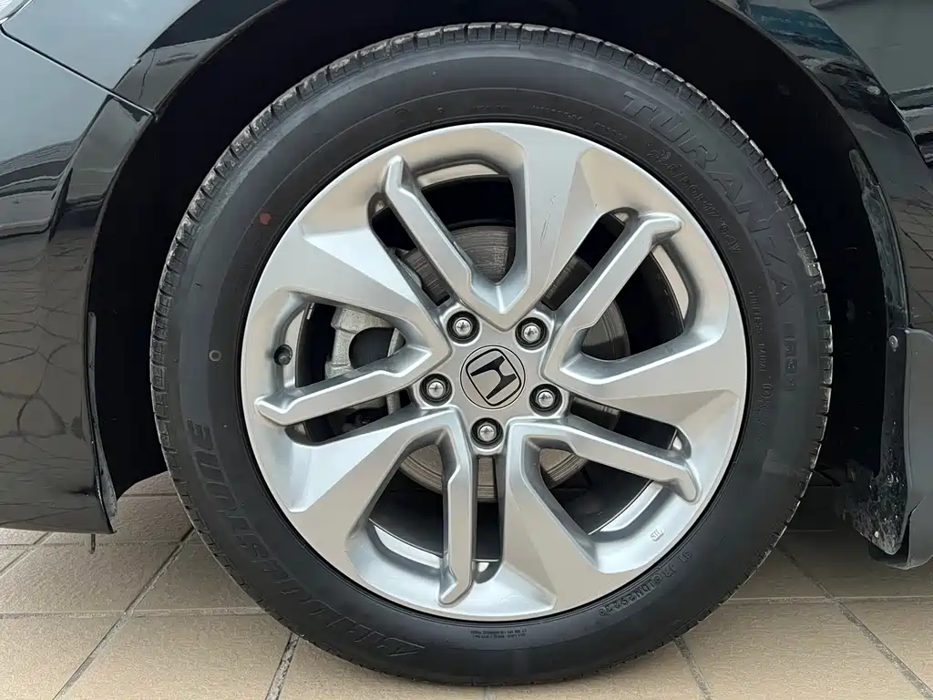 Honda Accord 2020 — фото 18