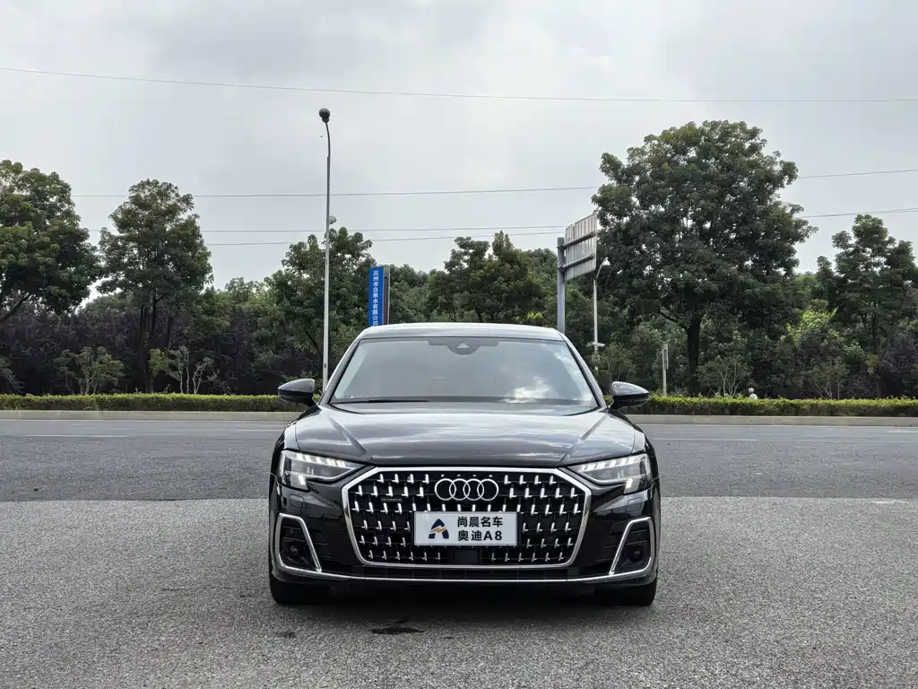 Audi A8 2023