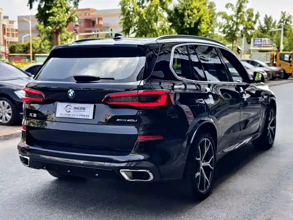 BMW X5 2023