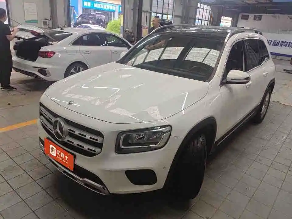 Mercedes-Benz GLB 2020