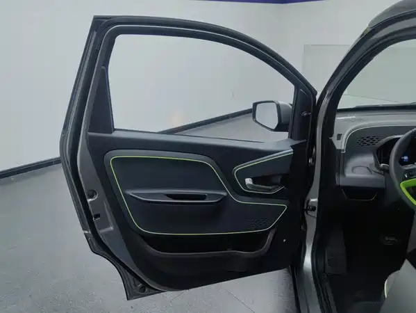 Baojun E100 2018