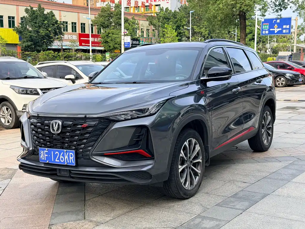 Changan CS75 PLUS 2022 — фото 1