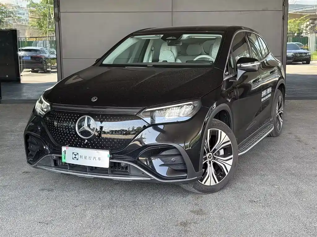 Mercedes-Benz EQE SUV 2025