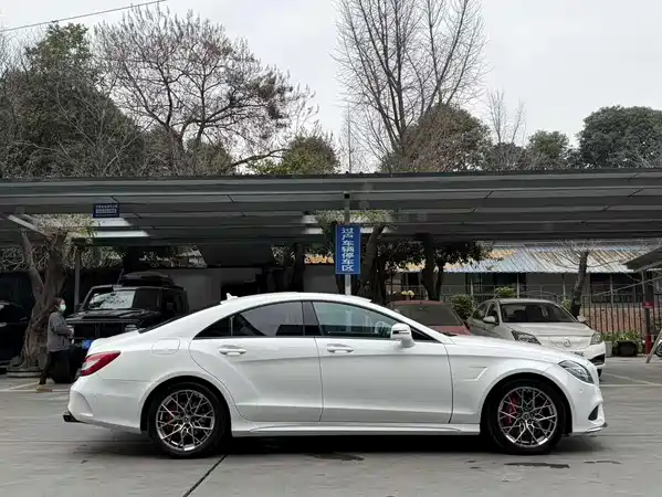 Mercedes-Benz CLS 2016