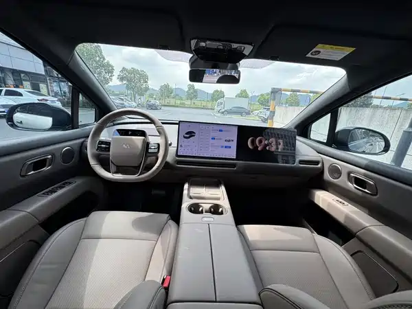 Li Auto i6 2026