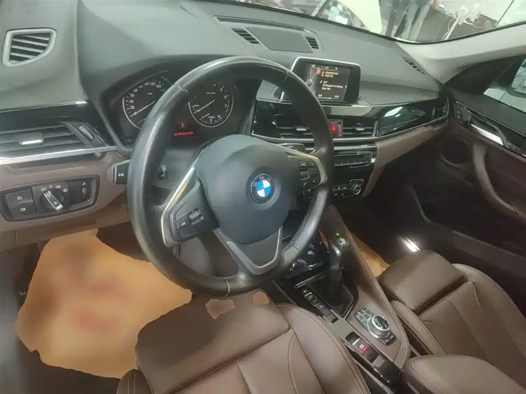 BMW X1 2017 — фото 10