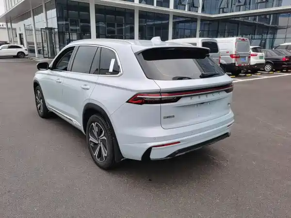 Geely Xingyue L 2023