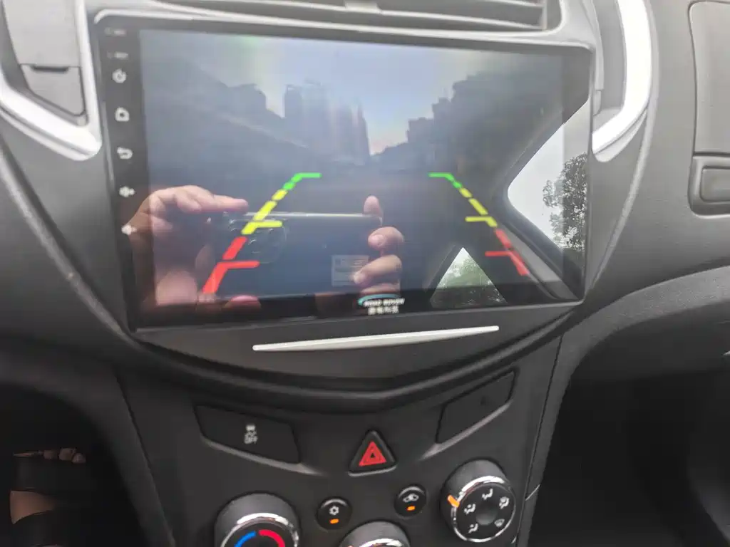 Chevrolet Trax 2014 — фото 10