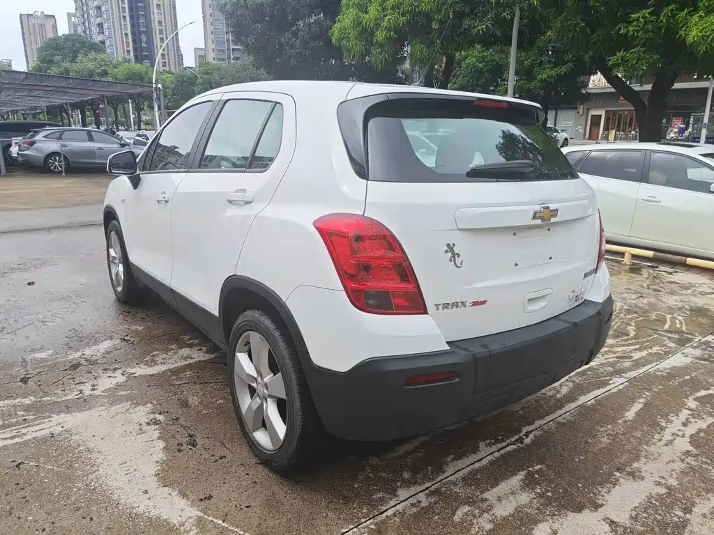 Chevrolet Trax 2014 — фото 14
