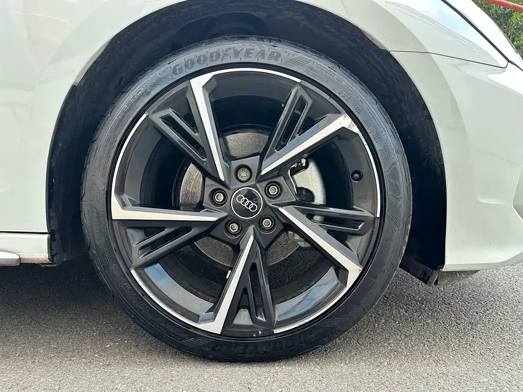 Audi A3 2022 — фото 21