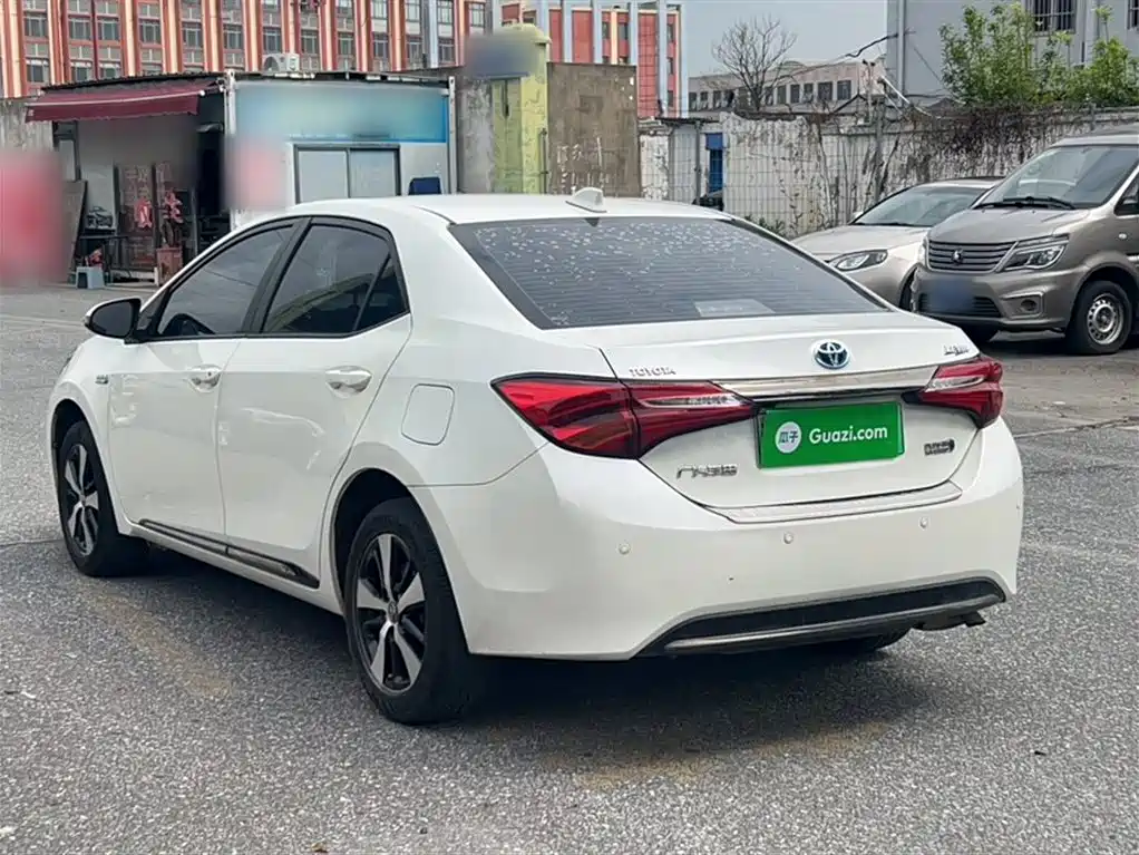 Toyota Levin Twin Engine E+ 2019 — фото 18