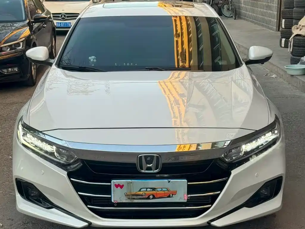 Honda Accord 2022 — фото 2
