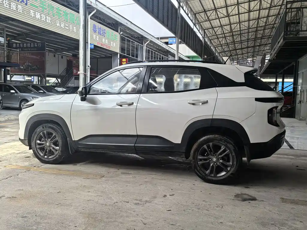 Baojun RS-3 2020 — фото 3