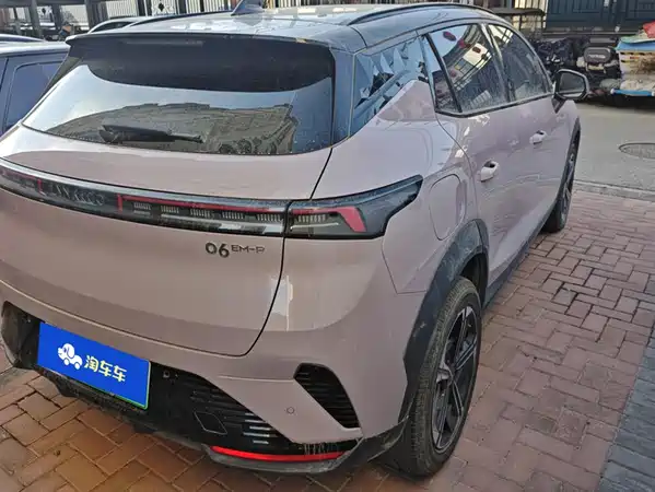 Lynk & Co 06 EM-P 2024