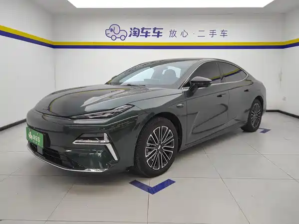 Geely Galaxy Starshine 8 2025