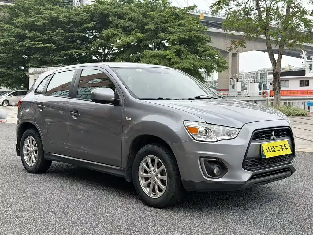 Mitsubishi ASX 2014 — фото 6