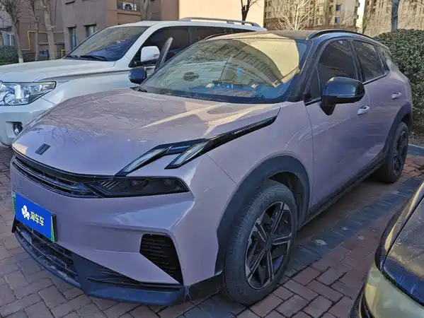 Lynk & Co 06 EM-P 2024