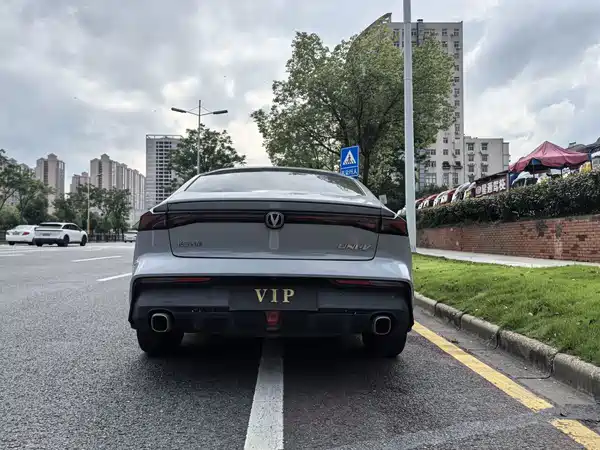 Changan UNI-V 2022