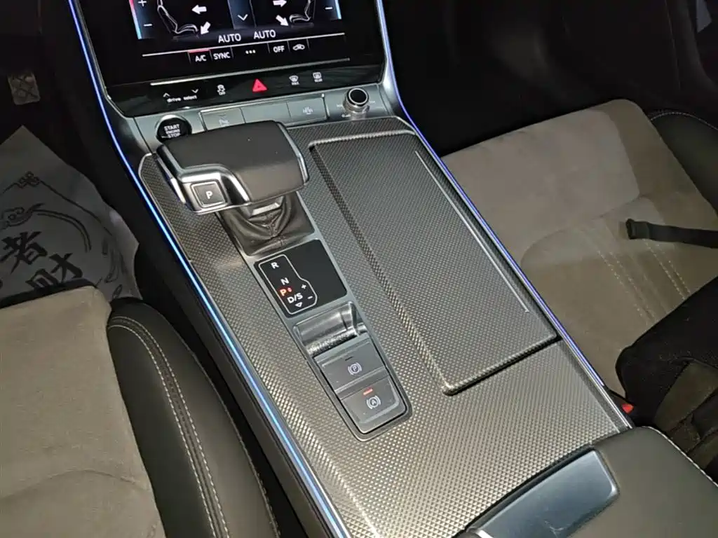 Audi A6L 2023 — фото 14