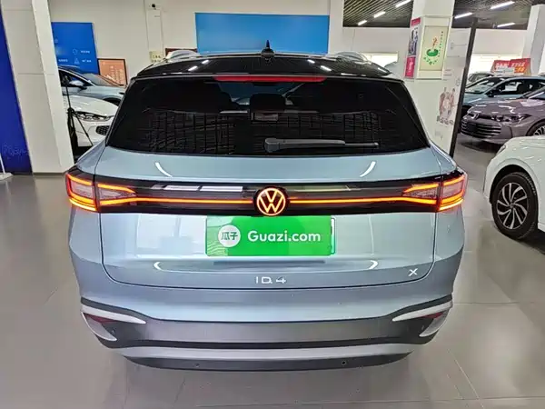 Volkswagen ID.4 X 2024