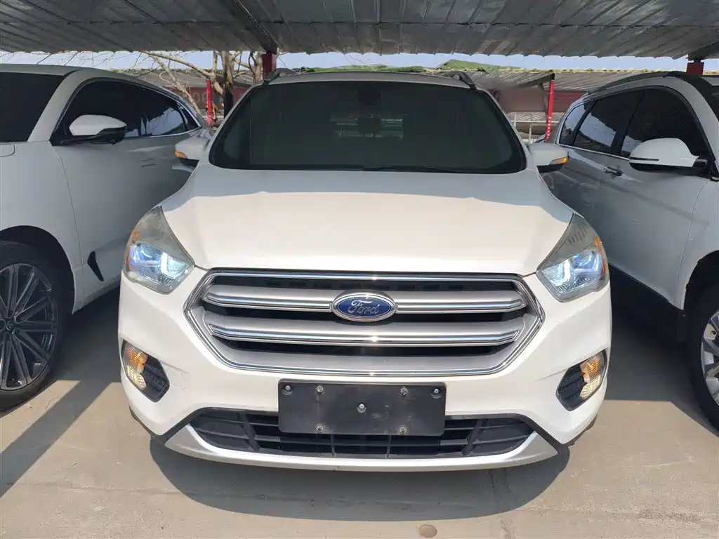 Ford Kuga 2017 — фото 3