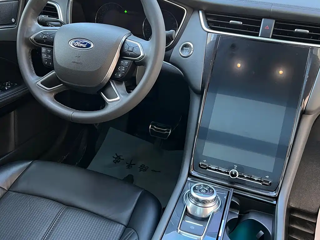 Ford Taurus 2021 — фото 11