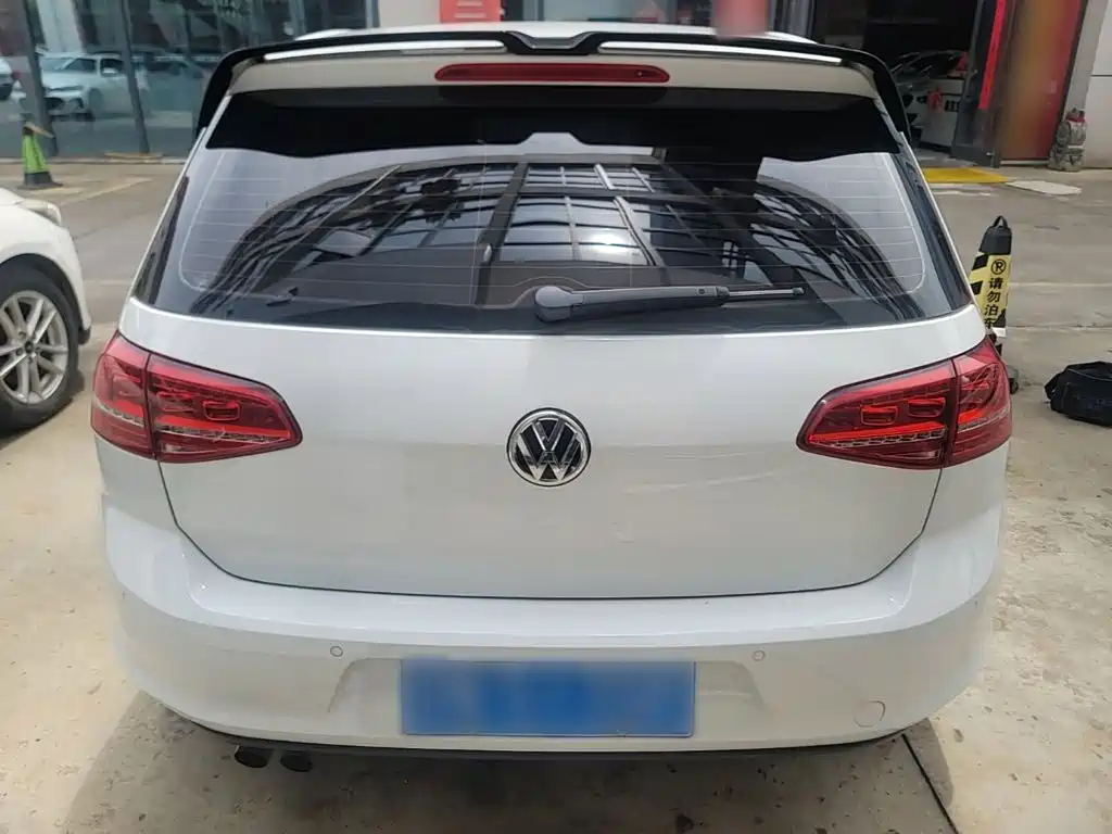 Volkswagen Golf 2016