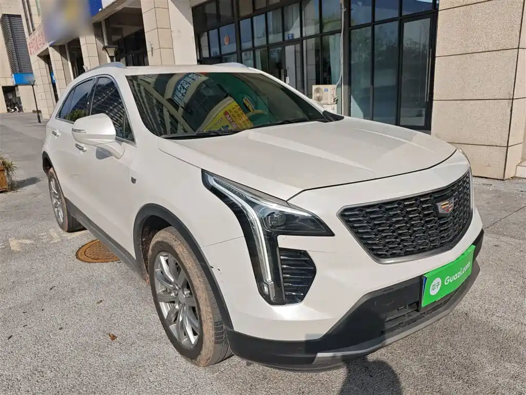 Cadillac XT4 2020 — фото 4