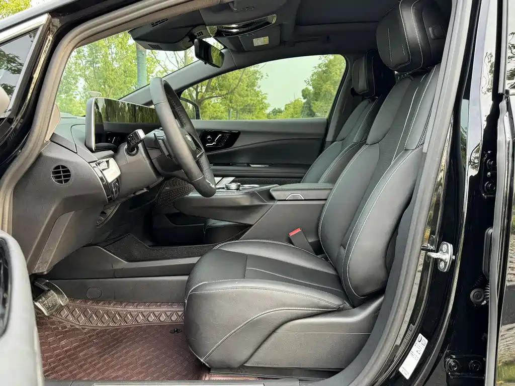 Cadillac IQ 2024