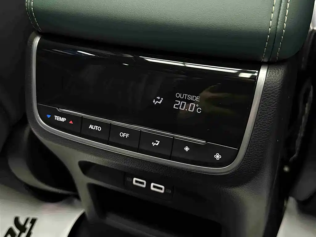 GAC Motor Trumpchi GS8 2021 — фото 26