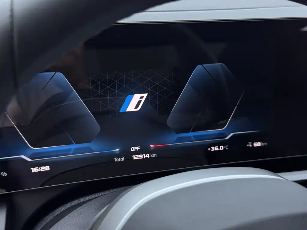 BMW i5 M60 2024 — фото 15