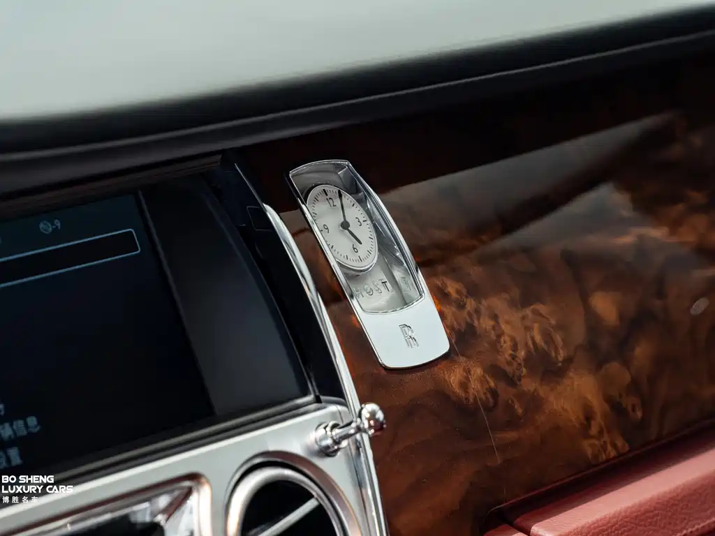 Rolls-Royce Ghost 2013 — фото 12