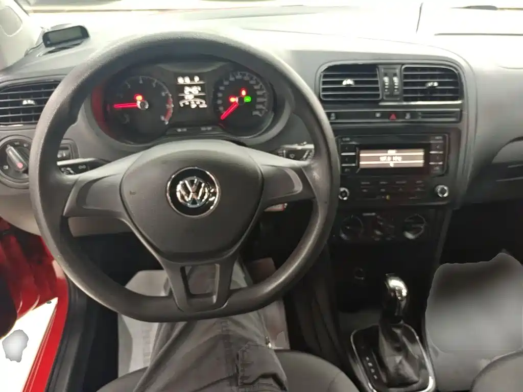 Volkswagen Polo 2019 — фото 11