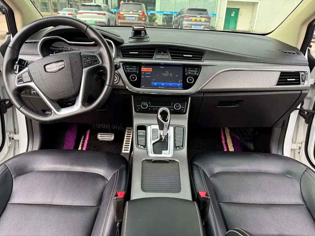 Geely Emgrand GS 2017 — фото 9