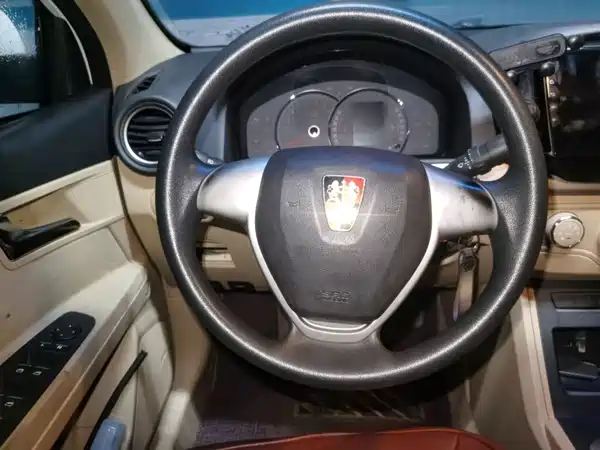 Roewe 350 2017