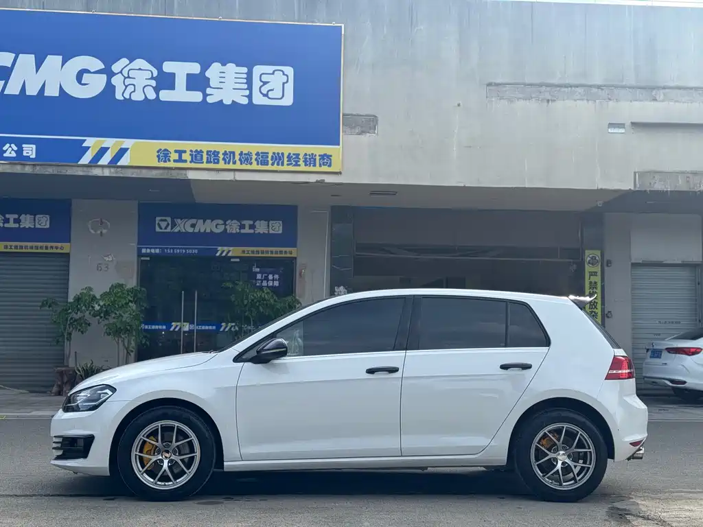 Volkswagen Golf 2014
