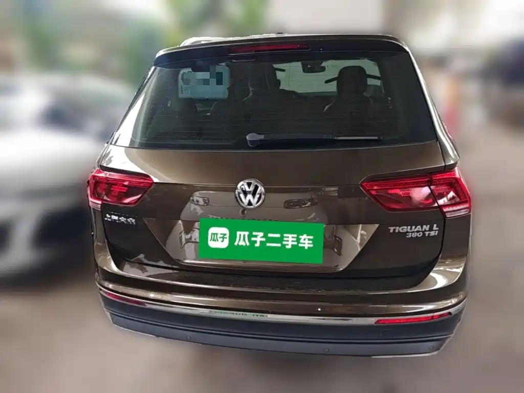 Volkswagen Tiguan L 2017 — фото 8