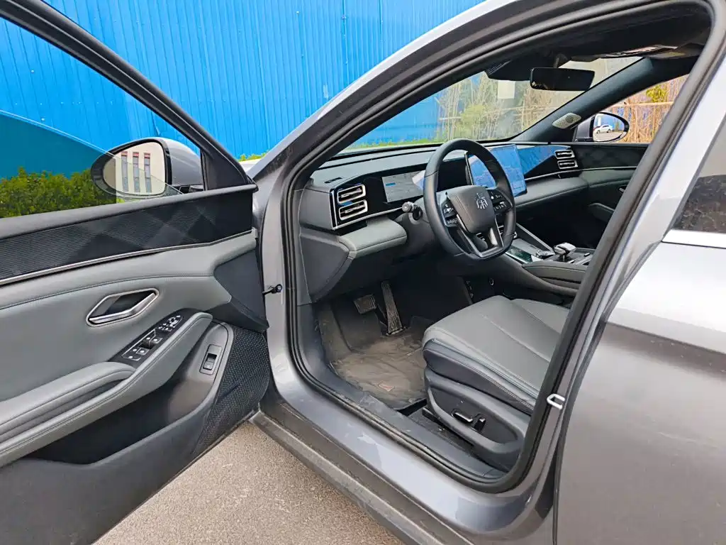 BYD Qin L 2025 — фото 16