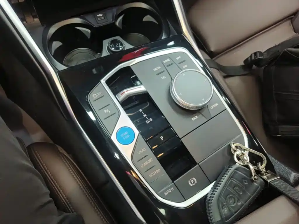 BMW i3 2022 — фото 14