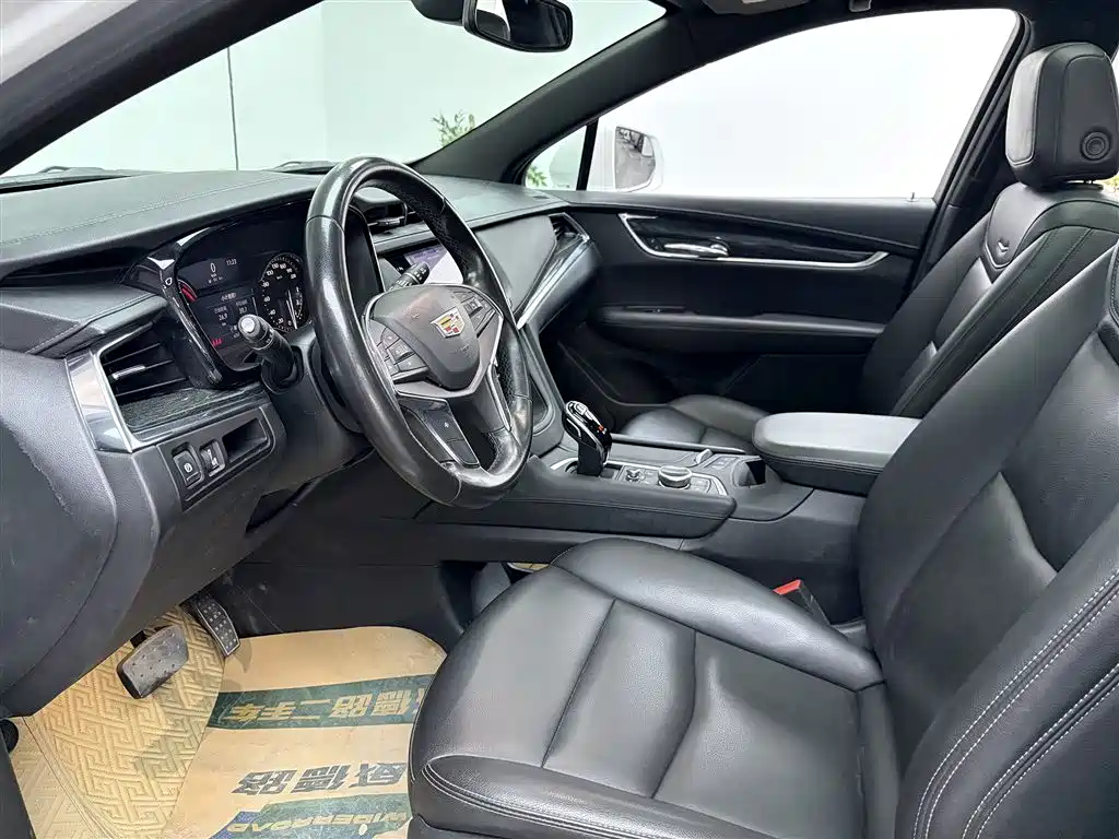 Cadillac XT5 2021 — фото 14