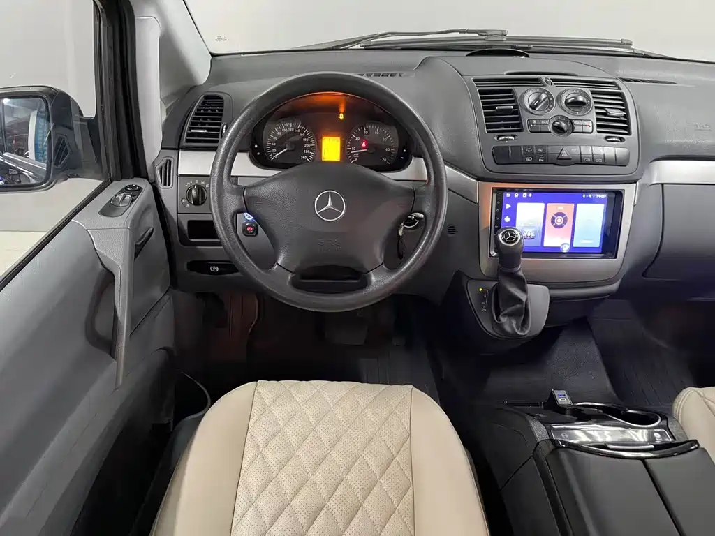 Mercedes-Benz Vito 2015 — фото 9